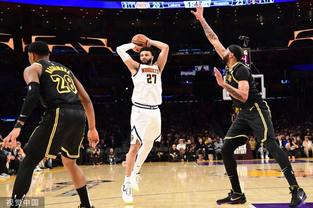 年轻球员培 年轻球员培