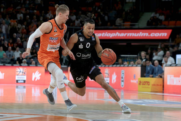 而加维的技 而加维的技